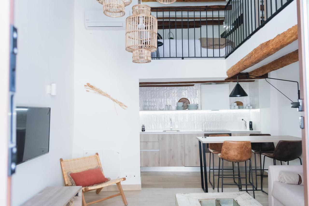 Apartaments La Rambla - Licorella - 4 Persones Cornudella de Montsant Dış mekan fotoğraf