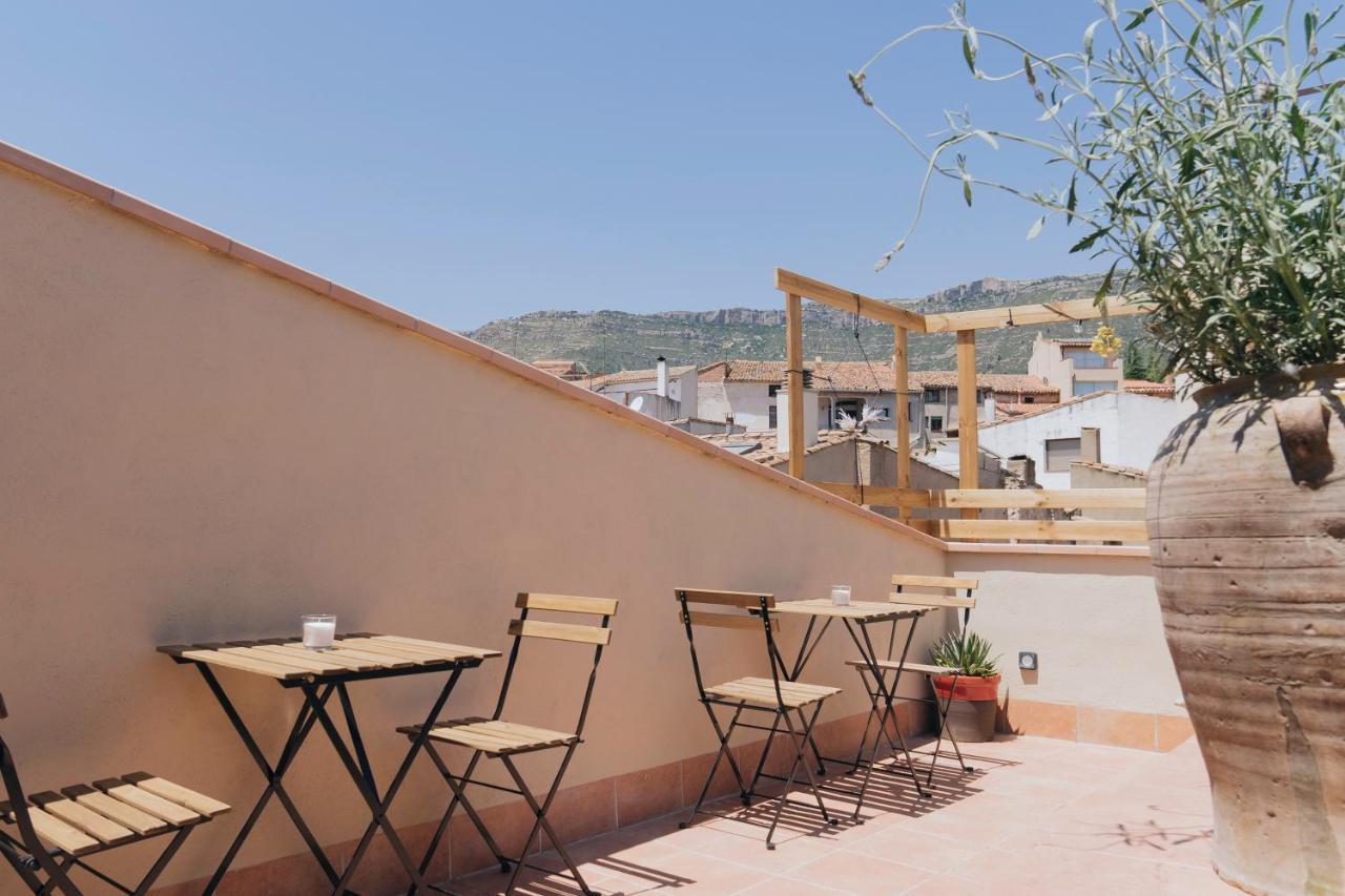 Apartaments La Rambla - Licorella - 4 Persones Cornudella de Montsant Dış mekan fotoğraf