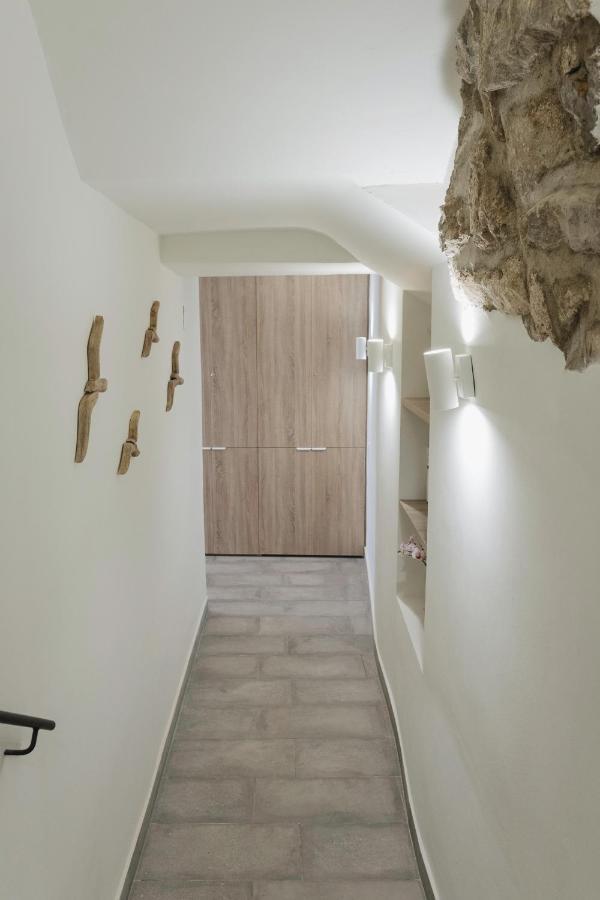 Apartaments La Rambla - Licorella - 4 Persones Cornudella de Montsant Dış mekan fotoğraf